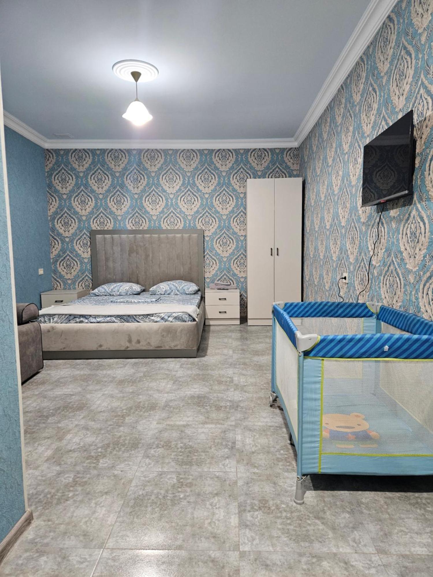 Galstyans Hotels Zvartnots Airport P'arak'ar Exteriör bild
