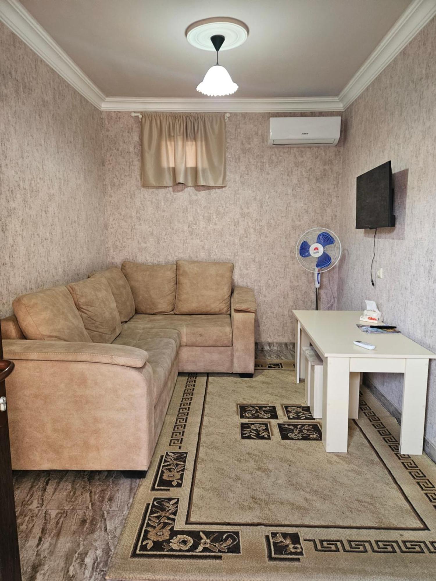 Galstyans Hotels Zvartnots Airport P'arak'ar Exteriör bild